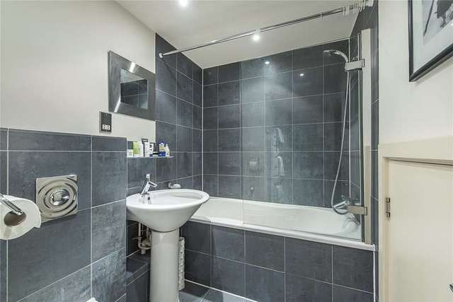  Image of 2 Bedroom Flat for sale at London  South Lambeth, SW8 2LR