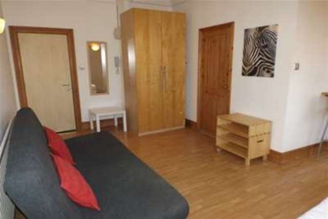  Image of Flat to rent at Stockton-on-Tees, TS18 2BG