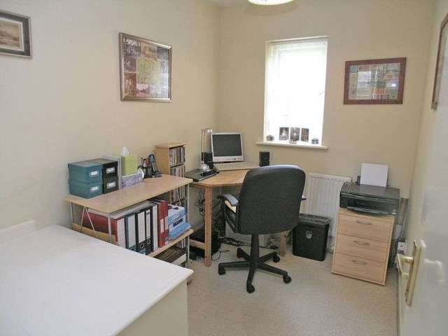  Image of 3 Bedroom Detached for sale at Hemmings Close Old Quarter Stourbridge, DY8 3TH