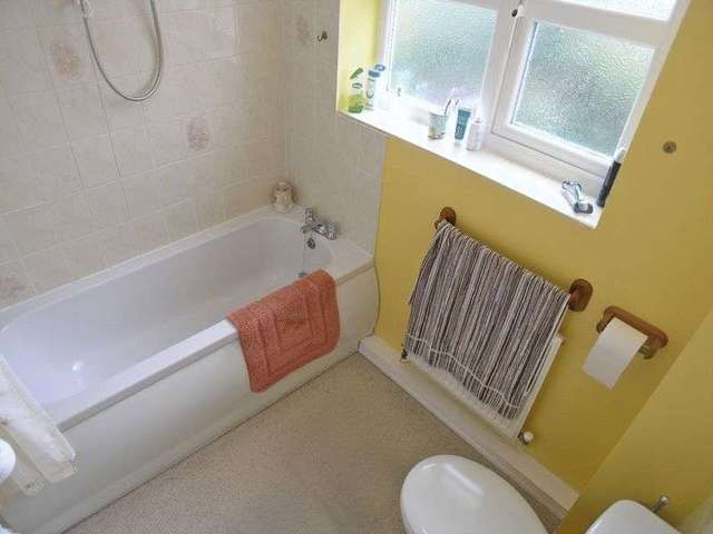  Image of 3 Bedroom Detached for sale at Hemmings Close Old Quarter Stourbridge, DY8 3TH