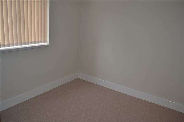  Image of 2 Bedroom Flat to rent at Throne Road  Rowley Regis, B65 9LD