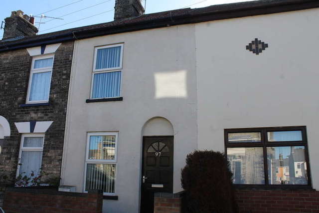  Image of 2 Bedroom Terraced to rent at Gorleston Great Yarmouth Norfolk, NR31 8BS