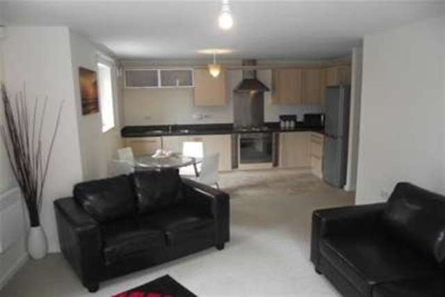  Image of 2 Bedroom Flat to rent at Warrington, WA2 7TF