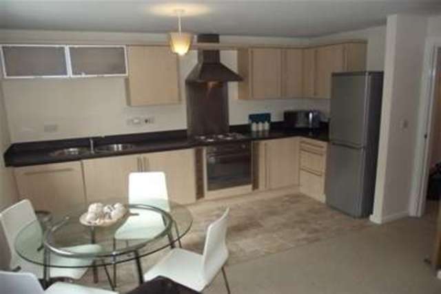  Image of 2 Bedroom Flat to rent at Warrington, WA2 7TF