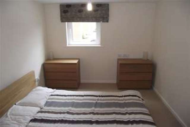  Image of 2 Bedroom Flat to rent at Warrington, WA2 7TF