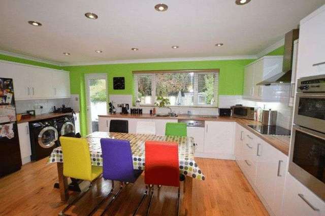  Image of 3 Bedroom Semi-Detached for sale at Warren Close  Norwich, NR6 7NL