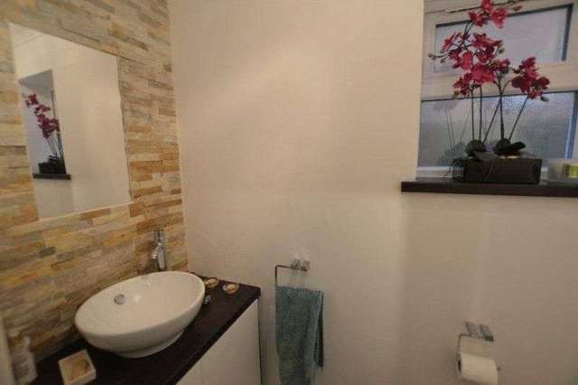  Image of 3 Bedroom Semi-Detached for sale at Warren Close  Norwich, NR6 7NL