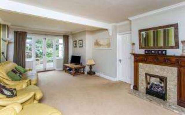  Image of 4 Bedroom Bungalow for sale at Blaby Leicester Whetstone, LE8 4FU