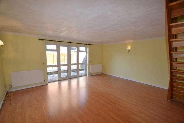  Image of 3 Bedroom Terraced to rent at High Street Wool Wareham, BH20 6BP
