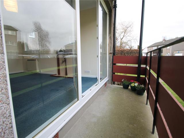  Image of 2 Bedroom Flat to rent at Corstorphine Edinburgh Edinburgh, EH12 8NB