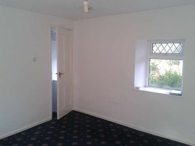  Image of 1 Bedroom Terraced to rent at White Hart Cottages Quakers Yard Treharris, CF46 5DT