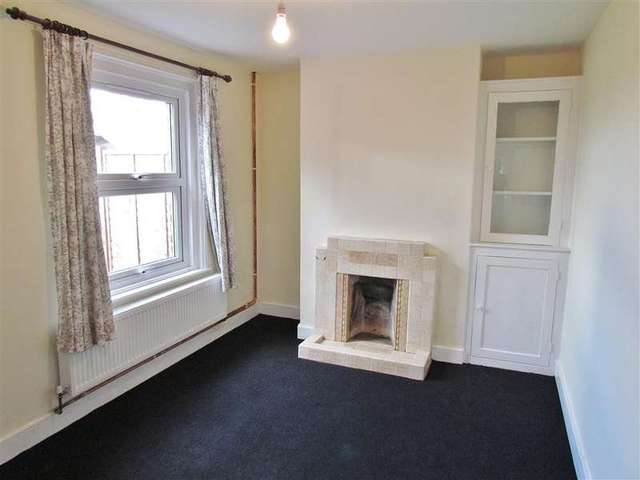  Image of 2 Bedroom Semi-Detached to rent at East Hanney  Wantage, OX12 0HS