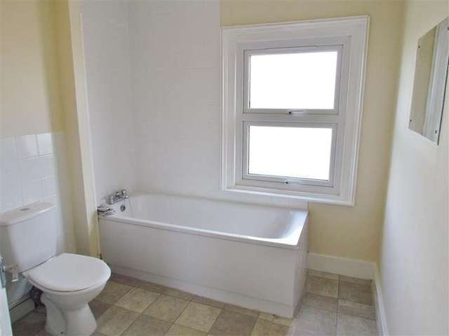  Image of 2 Bedroom Semi-Detached to rent at East Hanney  Wantage, OX12 0HS