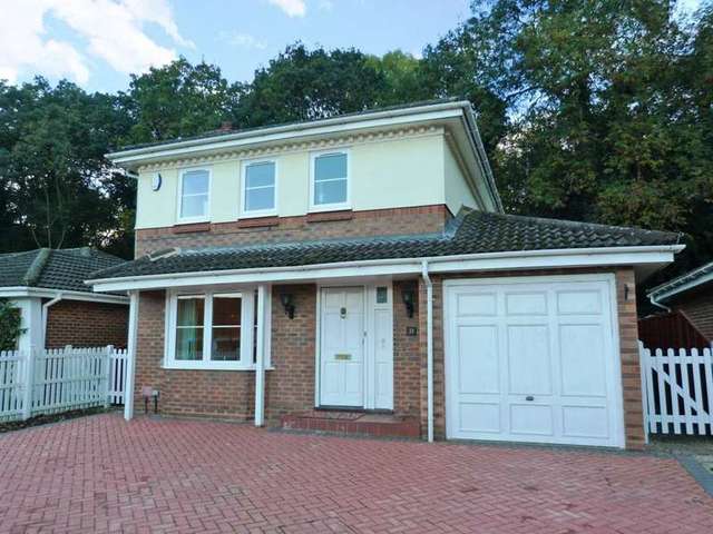  Image of 4 Bedroom Detached to rent at Amen Corner Binfield Binfield, RG42 1PT