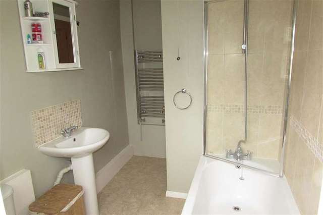  Image of 2 Bedroom Terraced for sale at Linton Maidstone Maidstone, ME17 4NT