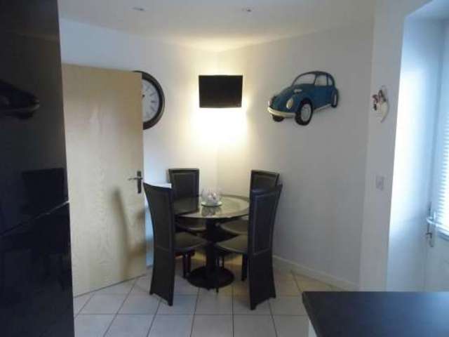  Image of 4 Bedroom Semi-Detached for sale at Shrewsbury Shropshire Shrewsbury, SY3 8GG