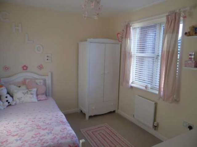  Image of 4 Bedroom Semi-Detached for sale at Shrewsbury Shropshire Shrewsbury, SY3 8GG