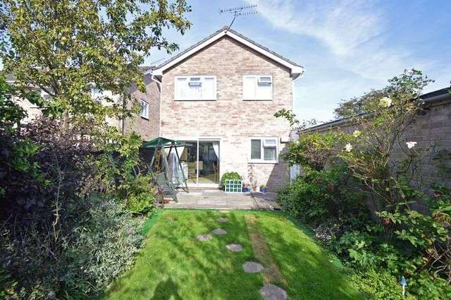  Image of 3 Bedroom Detached for sale at Streamside  Clevedon, BS21 6YL