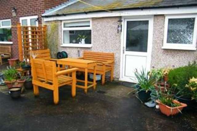 Image of 2 Bedroom Detached to rent at Gateshead, NE9 7RJ