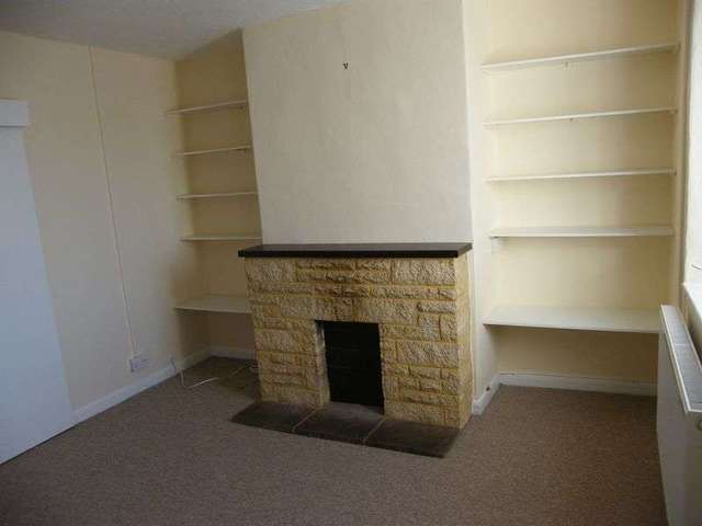  Image of 3 Bedroom Terraced to rent at Almyr Terrace  Watchet, TA23 0DB