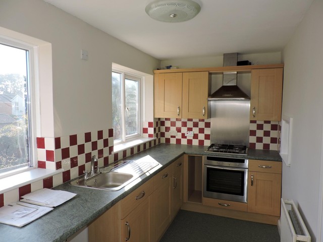  Image of 2 Bedroom Detached to rent at Gosport, PO12 4PA