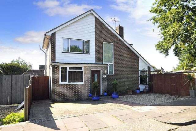  Image of 4 Bedroom Detached for sale at Broadview Gardens  Worthing, BN13 3DZ
