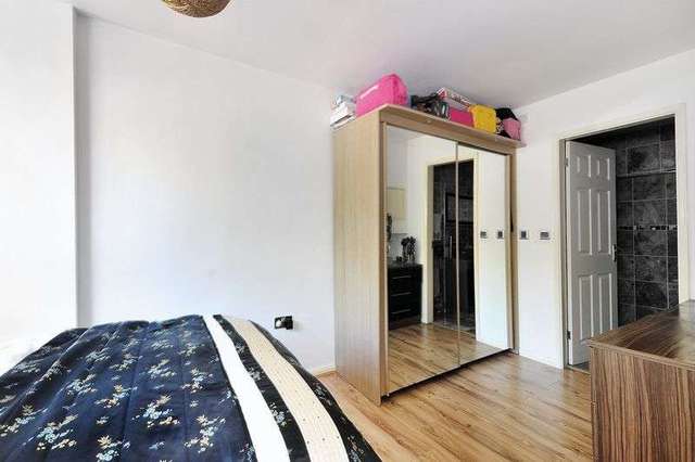  Image of 4 Bedroom Detached for sale at Broadview Gardens  Worthing, BN13 3DZ
