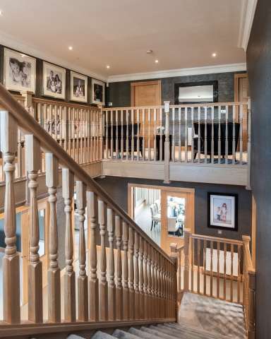  Image of 5 Bedroom Property for sale at Newton Mearns, G77 5ER