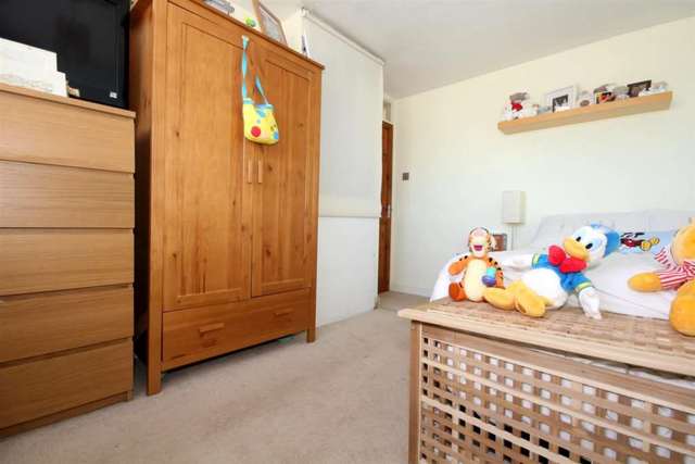  Image of 2 Bedroom Detached for sale at Cambrian Way  Hemel Hempstead, HP2 5TA