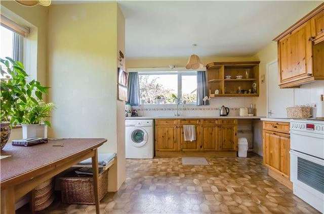  Image of 4 Bedroom Detached for sale at Haslingfield, CB23 1LU