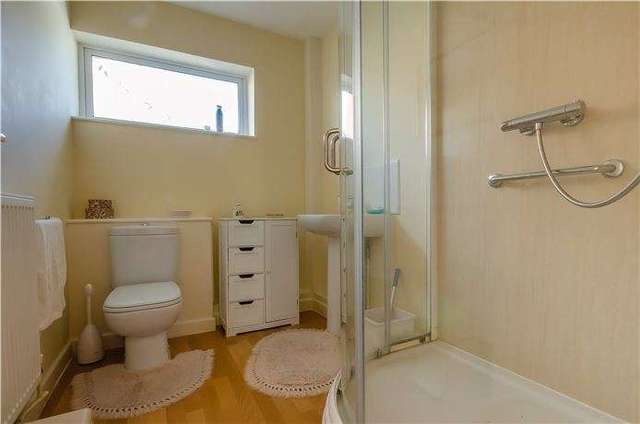  Image of 4 Bedroom Detached for sale at Haslingfield, CB23 1LU
