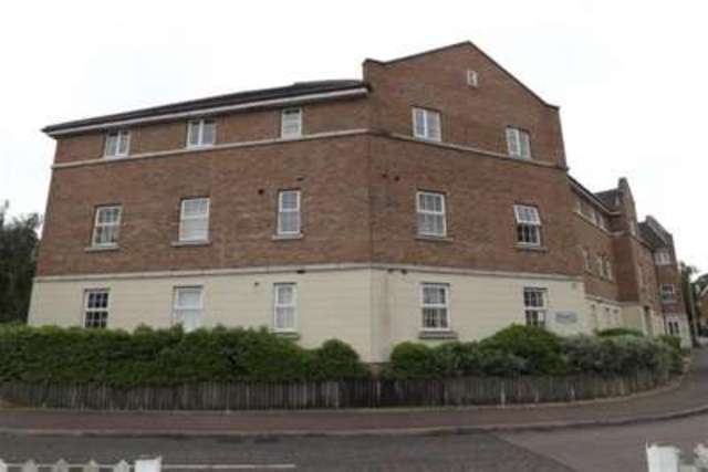  Image of 1 Bedroom Flat to rent at Grays, RM16 6RZ