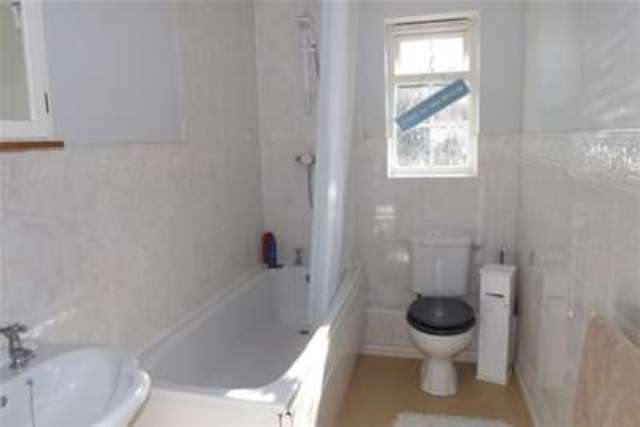  Image of 1 Bedroom Flat to rent at Grays, RM16 6RZ