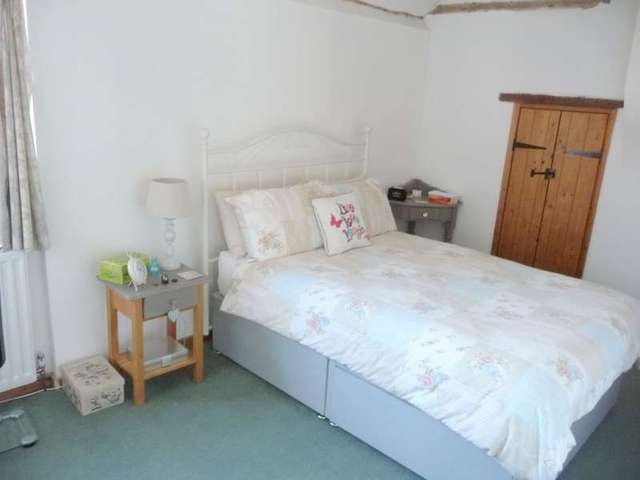  Image of 2 Bedroom Flat to rent at Chapel Street  Wellesbourne, CV35 9QU