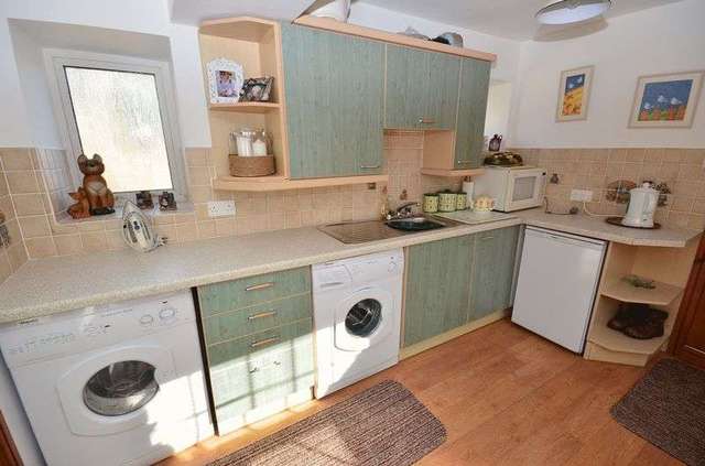  Image of 4 Bedroom Terraced for sale at Church Street  Brixham, TQ5 8EZ