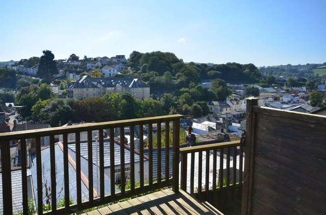  Image of 4 Bedroom Terraced for sale at Church Street  Brixham, TQ5 8EZ