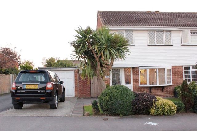  Image of 3 Bedroom Semi-Detached for sale at Cygnet Walk  Bognor Regis, PO22 9LY