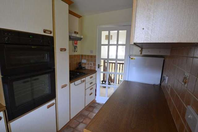  Image of 1 Bedroom Flat to rent at Dan-Y-Bryn Avenue  Radyr, CF15 8DB