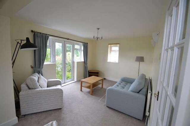 Image of 1 Bedroom Flat to rent at Dan-Y-Bryn Avenue  Radyr, CF15 8DB