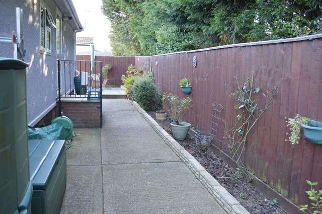  Image of 2 Bedroom Retirement Property for sale at Dodnor Lane  Newport, PO30 5US
