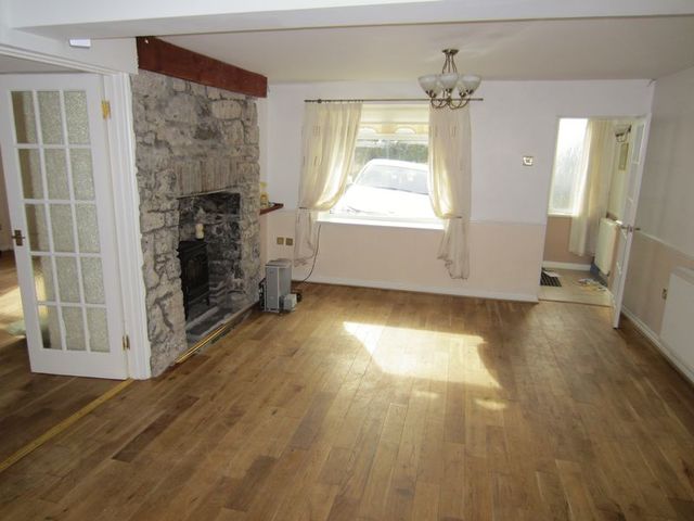  Image of 4 Bedroom Semi-Detached to rent at Erw Wen Pentyrch Cardiff, CF15 9PQ