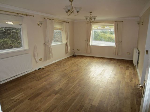  Image of 4 Bedroom Semi-Detached to rent at Erw Wen Pentyrch Cardiff, CF15 9PQ