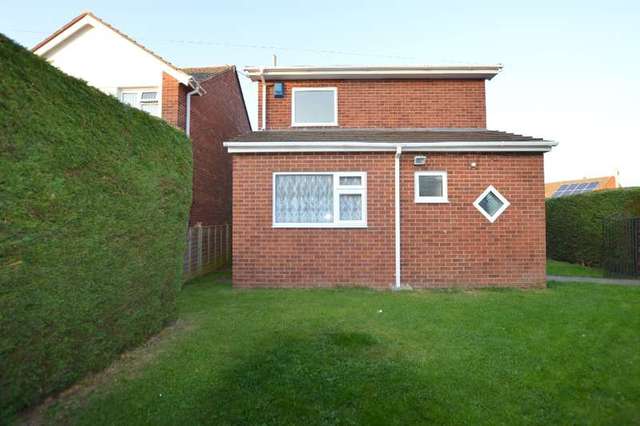  Image of 3 Bedroom Detached to rent at Exeter, EX4 1SH