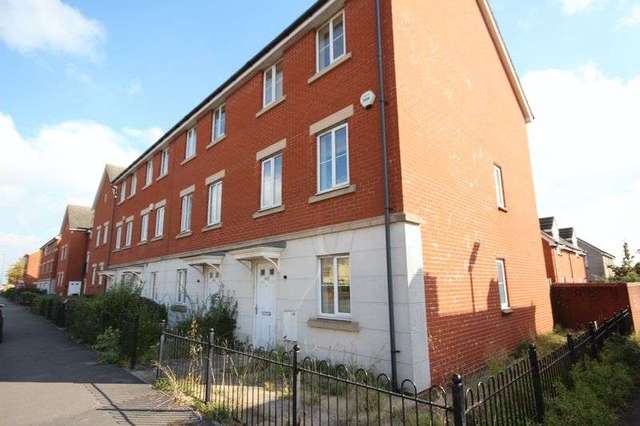  Image of 4 Bedroom Detached to rent at Filton Avenue Horfield Bristol, BS7 0LH