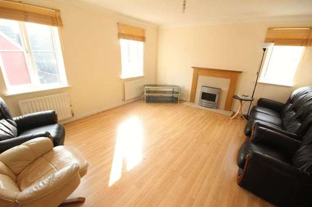  Image of 4 Bedroom Detached to rent at Filton Avenue Horfield Bristol, BS7 0LH