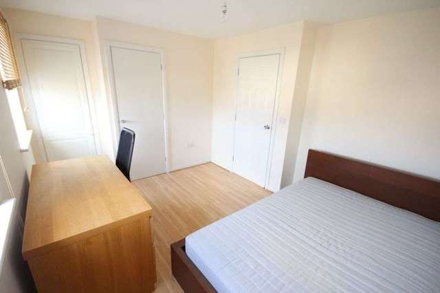  Image of 4 Bedroom Detached to rent at Filton Avenue Horfield Bristol, BS7 0LH
