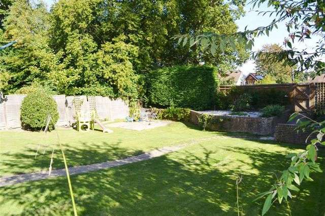 Image of 4 Bedroom Detached for sale at Freshfield Bank  Forest Row, RH18 5HN