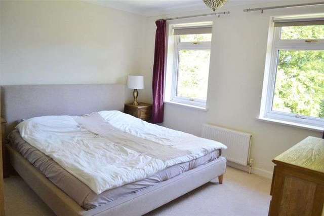  Image of 4 Bedroom Detached for sale at Freshfield Bank  Forest Row, RH18 5HN