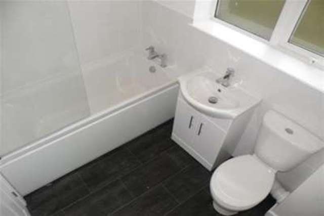  Image of 3 Bedroom Detached to rent at Coalville, LE67 8NU