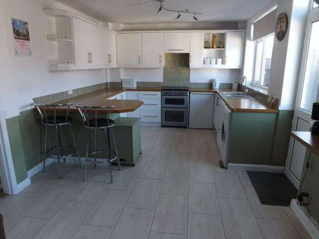  Image of 3 Bedroom Terraced for sale at Shakespeare Road  Great Yarmouth, NR30 4HE